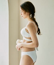 San-ai Resort（三愛水着楽園） WEB限定商品ノンワイヤーなのにぷっくり美胸を作るダブルアップクロスビキニ M1 M2 L1 San-ai Resort（サンアイリゾート）