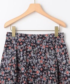 組曲 S 【加藤ローサさん着用】フラワージャカード スカート