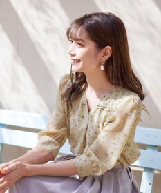 Tiaclasse L 【洗える】花柄Vネックブラウス