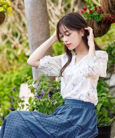 Tiaclasse L 【洗える】花柄Vネックブラウス