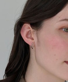 Phoebe 〈痛くないシリーズ/アレルギー対応〉ベーシックダブルフープライトフィットイヤリング　シルバー