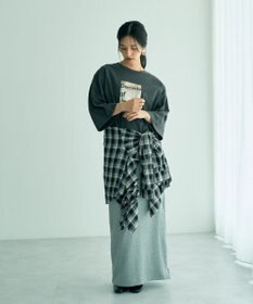 YECCA VECCA ヴィンテージ風箔プリントロゴTee