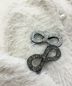 Feroux リボンビジュー ブローチ