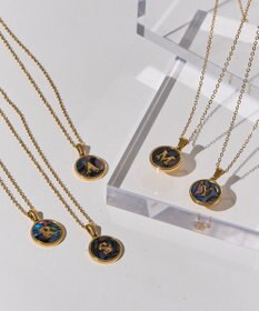 AMERICAN HOLIC ステンレスラウンドイニシャルネックレス