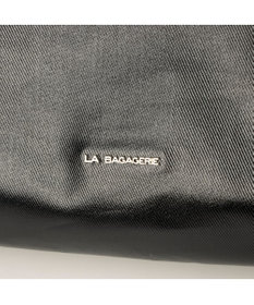 LA BAGAGERIE コーティングキャンバス ショルダーバッグ