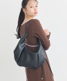 earth music&ecology クロワッサンバッグ