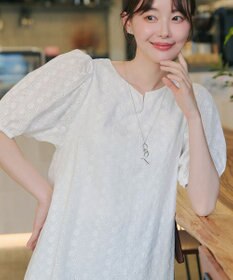 Tiaclasse 【2TYPE/総レース・袖レース】パンチングレースパフスリーブチュニックブラウス