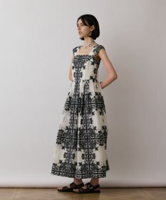 GRACE CONTINENTAL フレームジャガードドレス