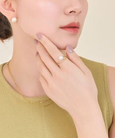 Phoebe 【金属アレルギー対応】ドローラップパールビジューリング　ゴールド