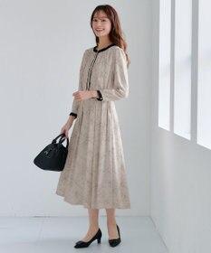 Tiaclasse L 【安田美沙子さん着用・新色/XSサイズ追加・洗える】フラワープリント配色ワンピース