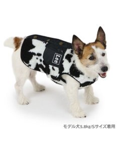 PET PARADISE Lee 牛柄 背中開きボアベスト 《白黒》 小型犬