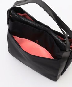 Y'SACCS 【大人のおしゃれ手帖10月号掲載】市川実和子×Y'SACCS　ナイロンすっきりトート