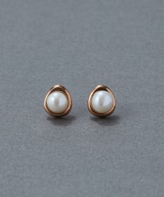 Phoebe 〈金属アレルギー対応〉ニュアンスメタルドロップパールピアス/シャンパンゴールド　淡水パール/天然パール