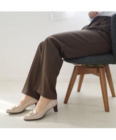 Pointer 日本製 本革バックルパンプス