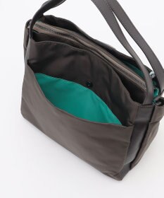 Y'SACCS 【大人のおしゃれ手帖10月号掲載】市川実和子×Y'SACCS　ナイロンすっきりトート