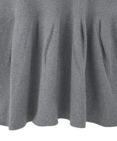 Green Parks 金釦ペプラムニットカーディガン