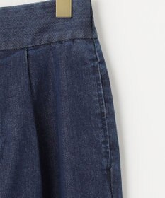 組曲 ライトデニム テーパードクロップドパンツ