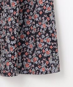 組曲 S 【加藤ローサさん着用】フラワージャカード スカート