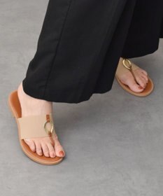 INTER-CHAUSSURES 【ITALIAN SHOEMAKERS】メタルモチーフトングサンダル
