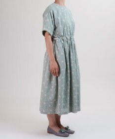 muuc 【手刺繍のような刺繍が美しい】ハイドランジア ドレス