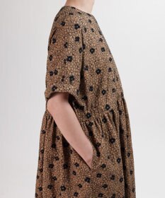 muuc 【手刺繍のような刺繍が美しい】ハイドランジア ドレス