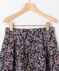 組曲 S 【加藤ローサさん着用】フラワージャカード スカート