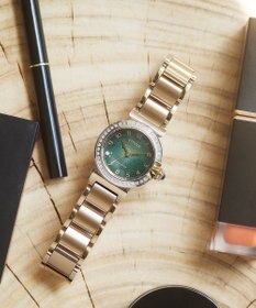 CITIZEN 【替えバンド付きウオッチ】スズランの葉の重なりを深みのあるグラデーションで表現した２way Model　CITIZEN L