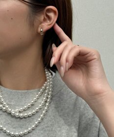 Phoebe 【金属アレルギー対応】【痛くないシリーズ】ぷっくりモードクリスタルループフィットイヤリング　シルバー