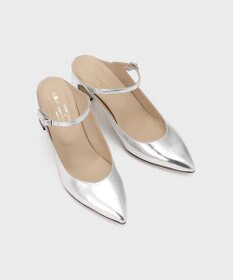 GRACE CONTINENTAL CORSO ROMA ストラップヒール