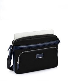 TUMI JARVIS イースト・ウエスト・クロスボディ