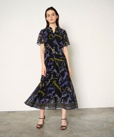 GRACE CONTINENTAL ロープロゴプリントワンピース