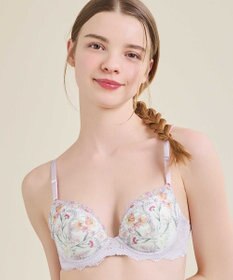 une nana cool バックスタイルまでかわいい Steppe Flower ワイヤーブラ