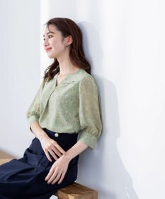 Tiaclasse L 【洗える】花柄Vネックブラウス