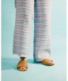 BONTRE 【BONTRE/ボントレ】クロス編み込みサンダル/26209-VS