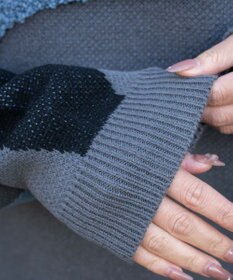 WEGO サガラロゴ配色BIGニットプルオーバー