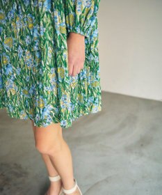 GRACE CONTINENTAL フラワープリントティアードミニワンピース