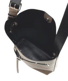 YECCA VECCA ベルトデザインワンハンドルショルダーバッグ