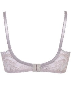 Wing 【後ろ姿きれいブラ】　背中の段差をスムージング　バストの脇流れをブロック　ウイング／ワコール　KB2717