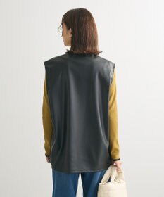 Green Parks フェイクレザーＶネックベスト
