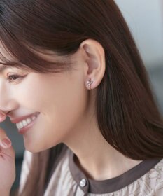 Tiaclasse 【安田美沙子さん着用・金属アレルギー対応】パール付きクロスピアス／イヤリング