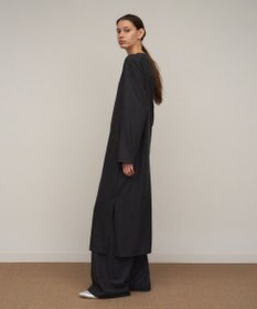 ATON MERINO COLLEGE JERSEY | Vネックドレス