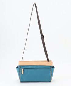 Y'SACCS トラベル ホライズンショルダー