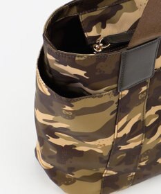 LA BAGAGERIE 【LA BAGAGERIE×HELLO KITTY】リボンチャーム付き　デイリートート　Mサイズ