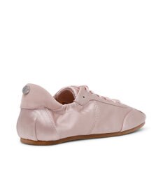 STEVE MADDEN ARTISTE サテンフラットバレエスニーカー
