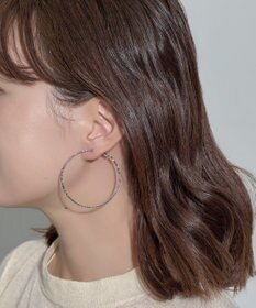 Phoebe ツイストラインフープイヤリング　シルバー