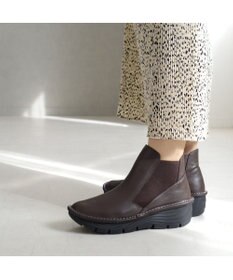 Pointer 本革超軽量サイドゴアショートブーツ