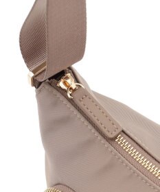 TOCCA 【八木アリサさん着用】OPENING SENSE NYLONBAG ショルダーバッグ