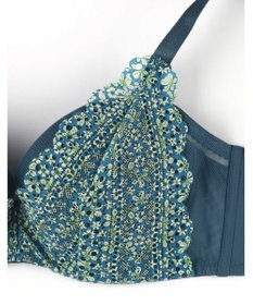 une nana cool さあわたし レース 脇高ブラジャー MADE WITH LIBERTY FABRIC