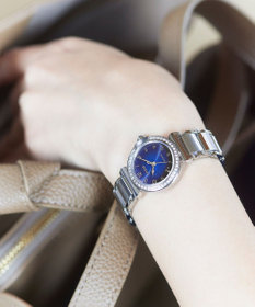 CITIZEN 【電池交換不要】ベゼルに天然39個のダイヤモンドを敷き詰めたエレガントな一本 CITIZEN L