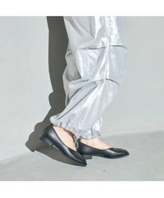 MODE ET JACOMO <D'ICI>Vカットフラットシューズ